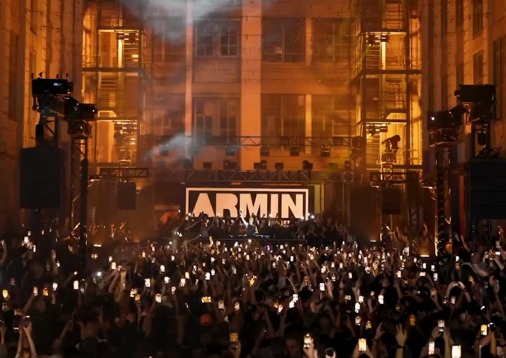 Armin van Buuren — Sold-Out Open-Air Show, Industry City, Brooklyn